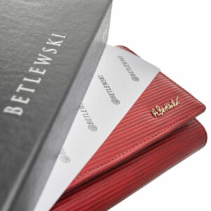 Czerwony portfel damski Betlewski z kolekcji Palermo BPD-PA-100