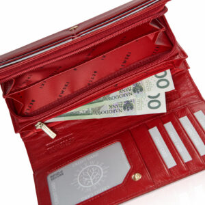 Czerwony portfel damski Betlewski z kolekcji Palermo BPD-PA-106