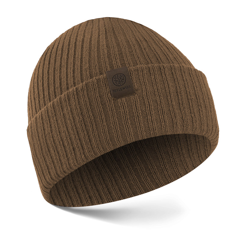 Czapka męska ze ściągaczem WINTER