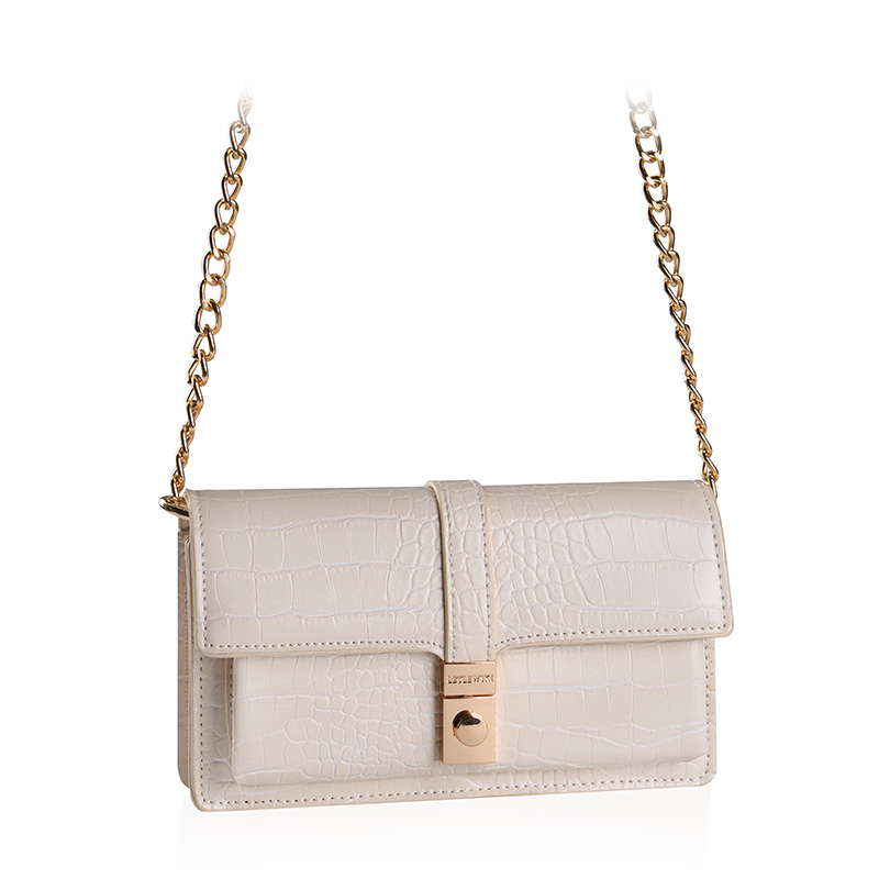 Lakierowana kopertówka MILEY BETLEWSKI®