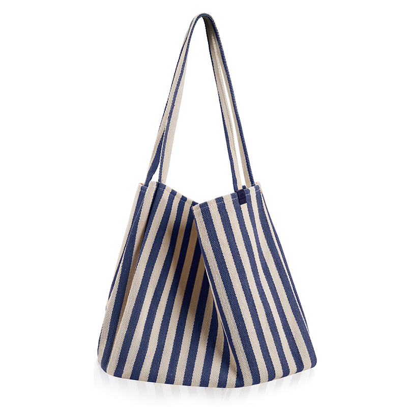 Torebka shopper plażowa w paski ISOLA BETLEWSKI®